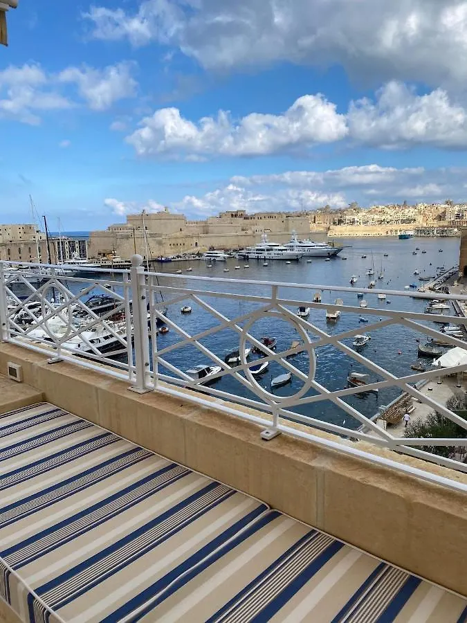Senglea House - Apartment 4 - Penthouse Malta